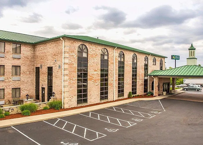 Quality Inn & Suites Cincinnati I-275 Springdale
