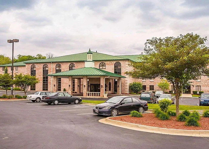 Quality Inn & Suites Cincinnati I-275 Springdale