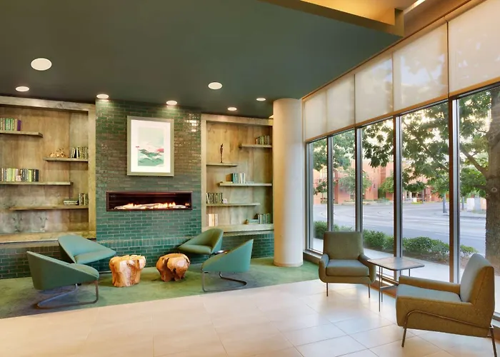 Hotel Hyatt House Portland / Downtown