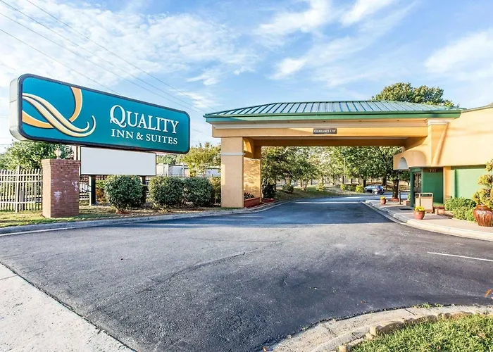 Quality Inn & Suites Coliseum Greensboro