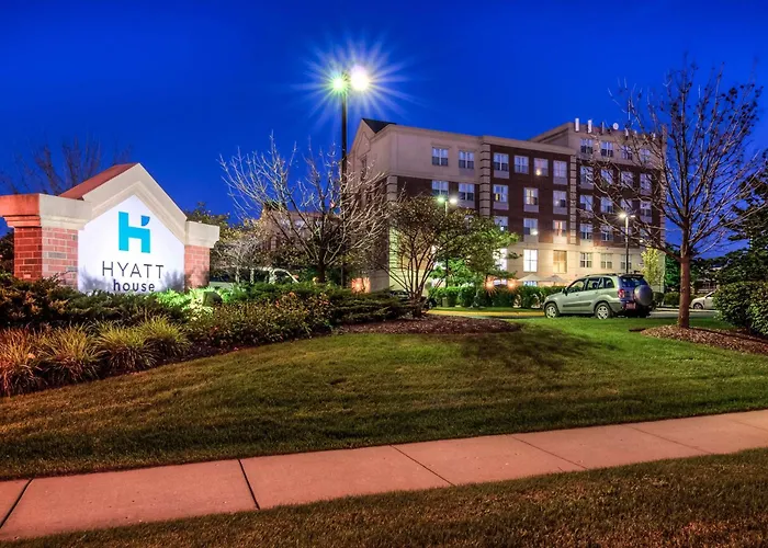 Hyatt House Chicago Schaumburg Hotel