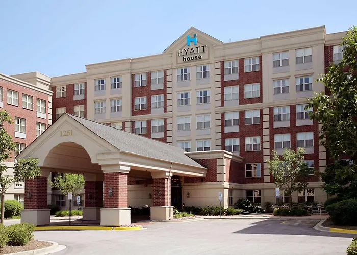 Hyatt House Chicago Schaumburg Hotel