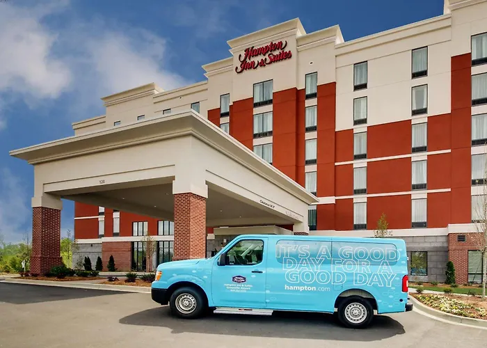 Hampton Inn & Suites Greenville Airport