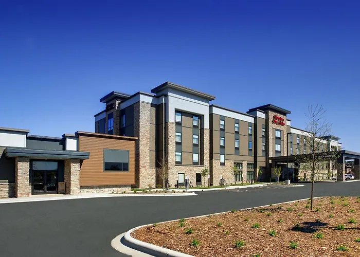 Hampton Inn & Suites Milwaukee West West Allis