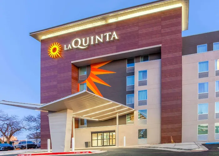 La Quinta By Wyndham Lubbock West Medical Center Hotel