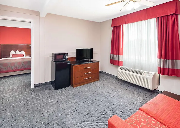 Ramada By Wyndham Alpharetta Atlanta North Hotel