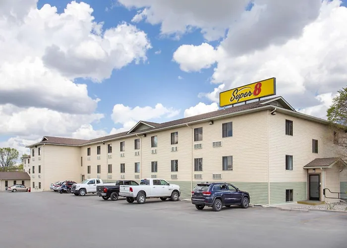 Super 8 By Wyndham Billings Hotel