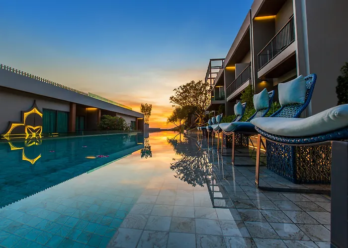 Atease Phuket Patong Hotel