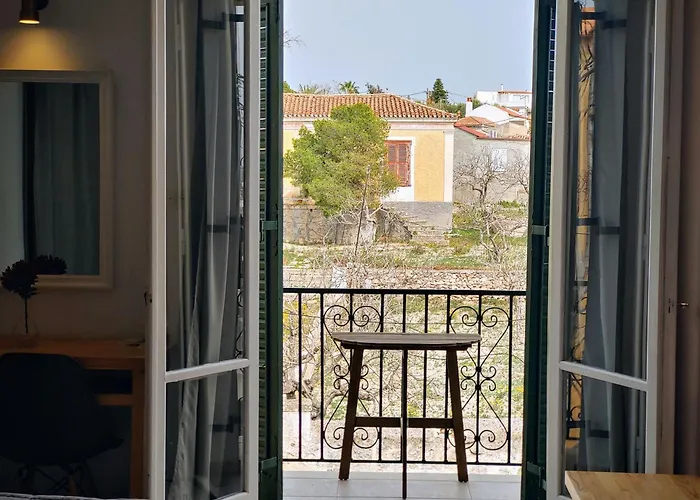 Hotel Aegina