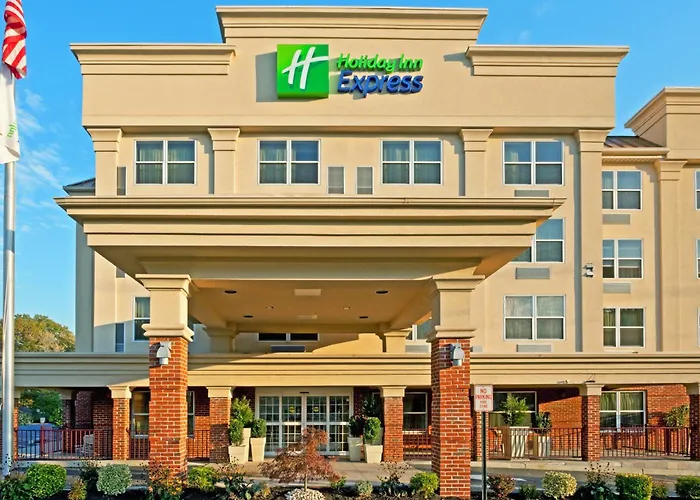 Holiday Inn Express Woodbridge By Ihg Avenel