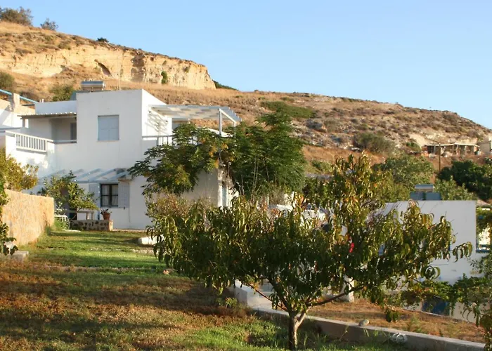 Agnanti Hotel Adamantas