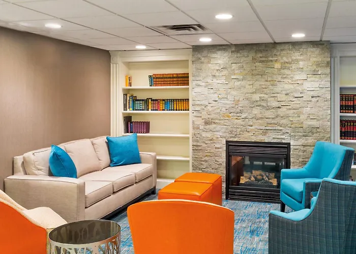 Holiday Inn Express & Suites Burlington - Mount Holly By Ihg Westampton