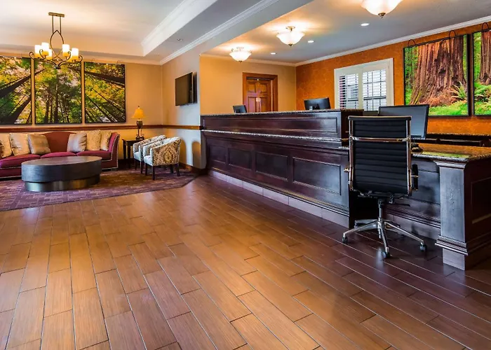 Best Western Plus Humboldt House Inn Garberville