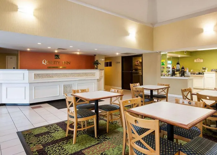 Rodeway Inn At Fort Lee Hopewell
