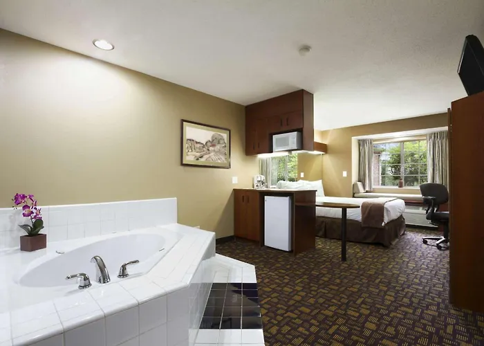 Microtel Inn & Suites By Wyndham Lithonia/Stone Mountain