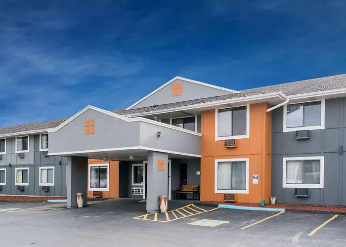 Super 8 By Wyndham Rochester Mayo Clinic Area