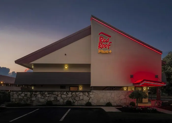 Red Roof Inn Plus + Boston - Framingham