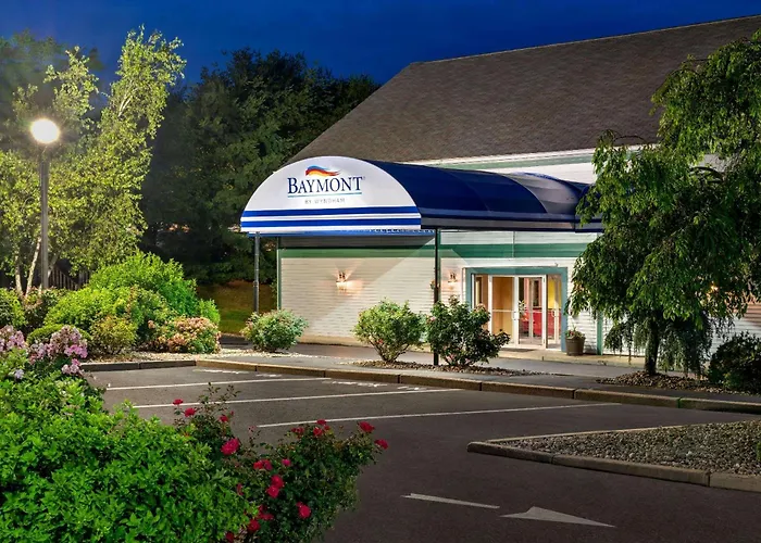 Baymont By Wyndham North Dartmouth Fall River