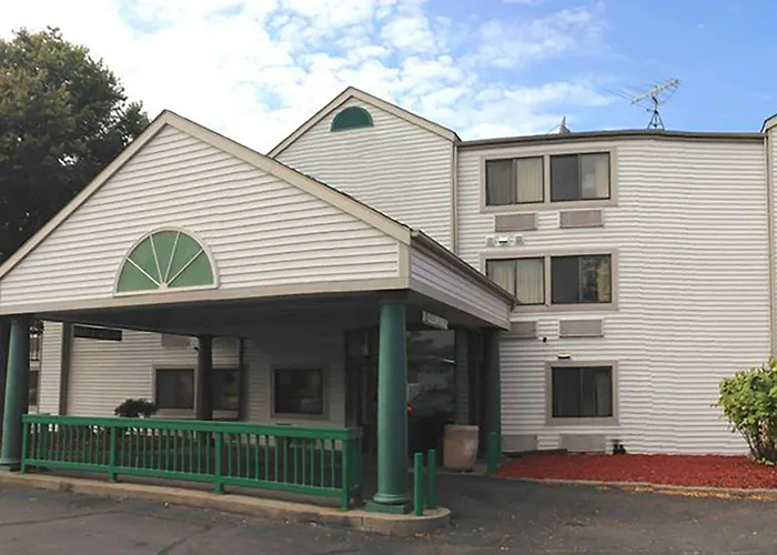 Travelodge By Wyndham Brooklyn Center