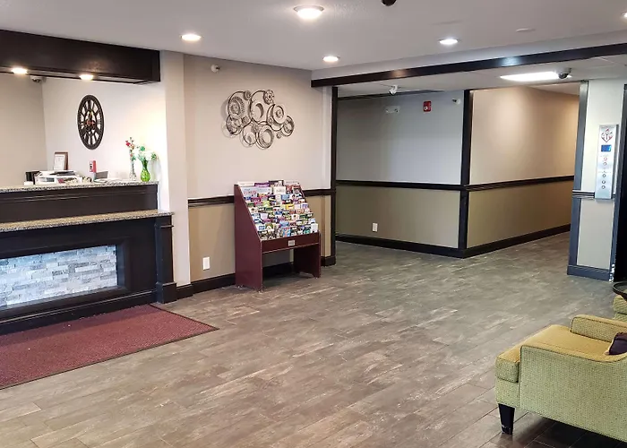 Travelodge By Wyndham Brooklyn Center