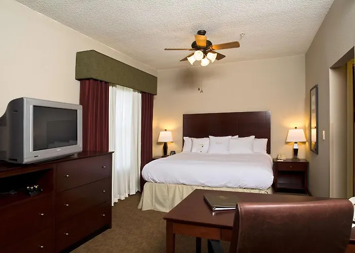 Homewood Suites By Hilton Bloomington