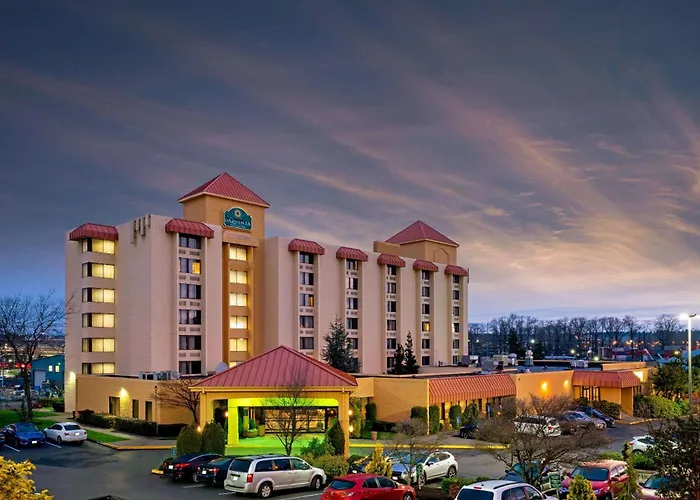 La Quinta By Wyndham Tacoma - Seattle Hotel