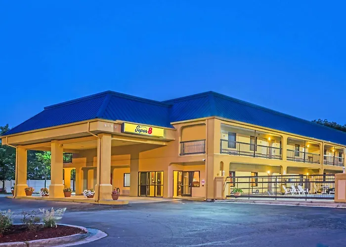 Super 8 By Wyndham Norcross/I-85 Atlanta Hotel