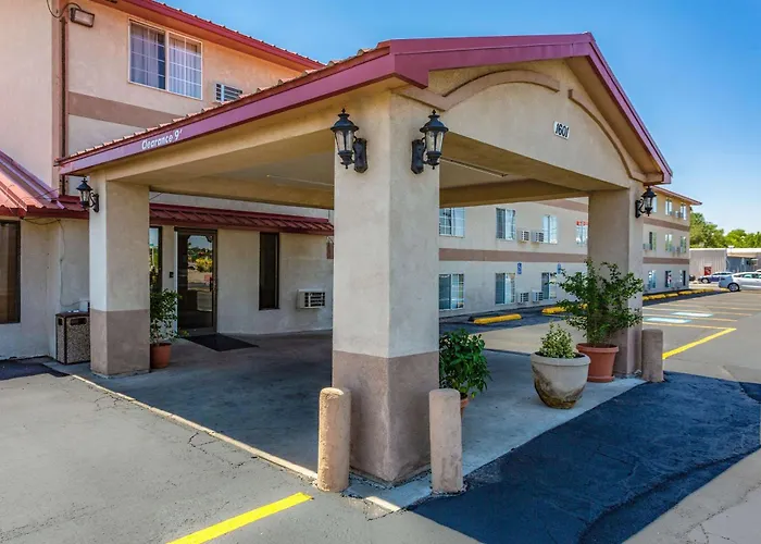 Rodeway Inn Farmington