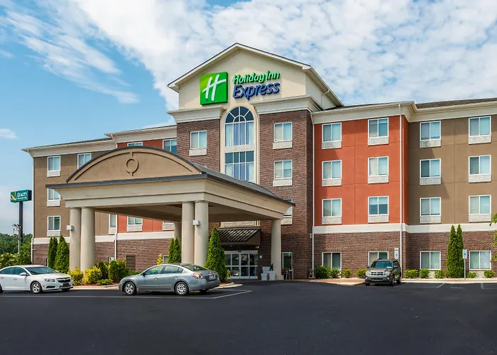 Holiday Inn Express & Suites Statesville