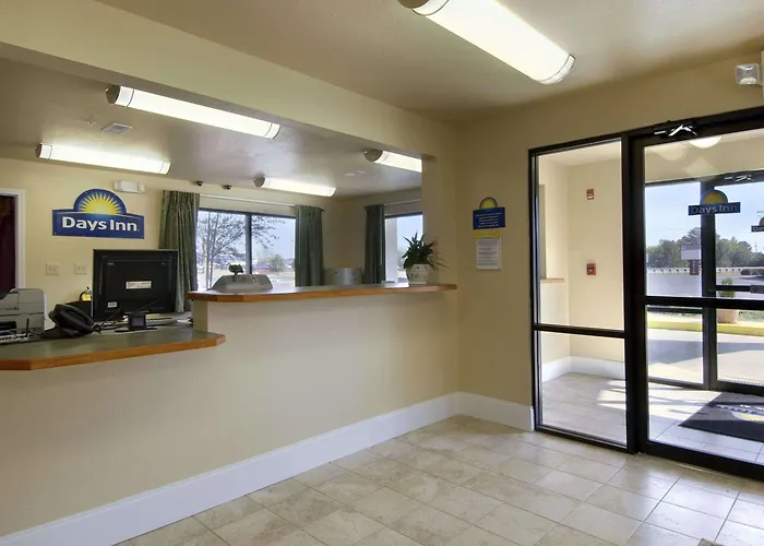 Days Inn Of Centre