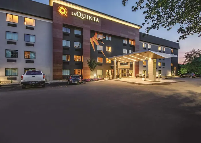 La Quinta By Wyndham Hartford Bradley Airport Hotel Windsor Locks