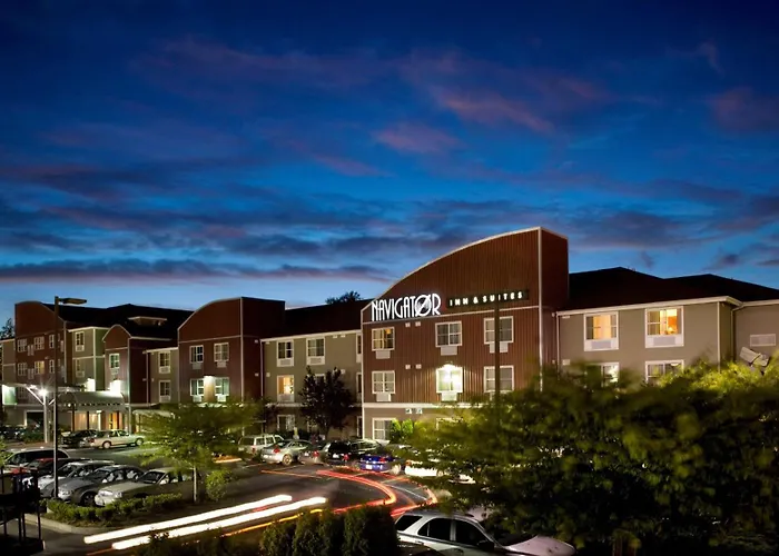 Executive Residency By Best Western Navigator Inn & Suites Everett