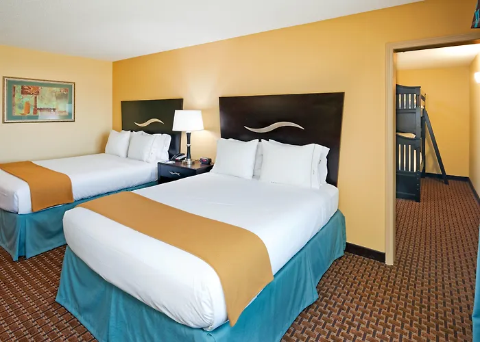 Holiday Inn Express Hotel & Suites Somerset Central By Ihg