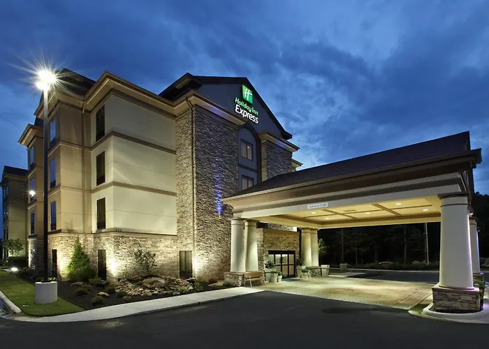 Holiday Inn Express & Suites Maumelle By Ihg