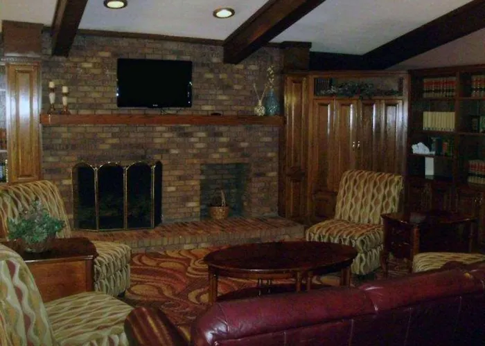 Quality Inn & Suites Searcy I-57