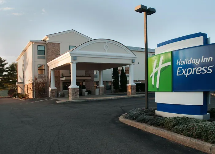 Holiday Inn Express Vernon-Manchester By Ihg