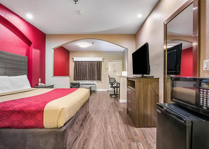 Econo Lodge Inn & Suites Horn Lake - Southhaven