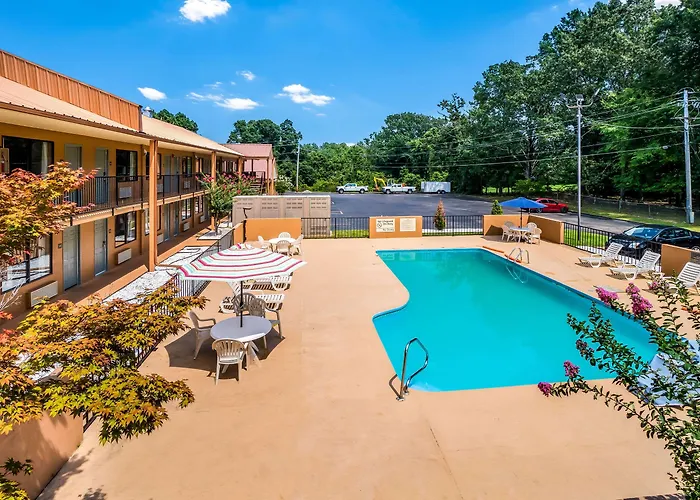 Quality Inn & Suites Corinth West