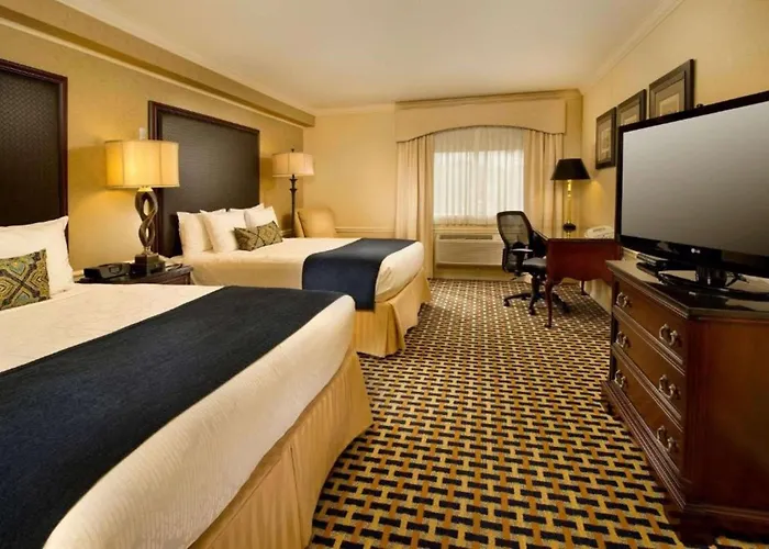 Best Western Plus Puyallup Hotel