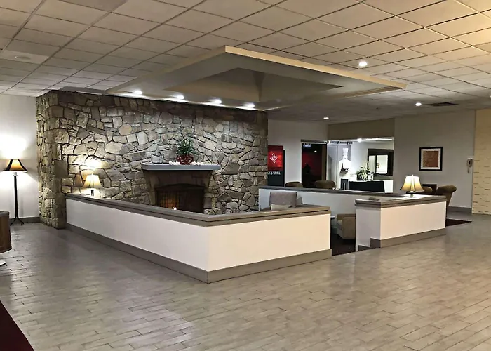 Ramada By Wyndham Clarion Hotel