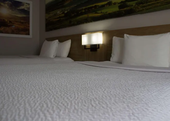 Days Inn By Wyndham Colby