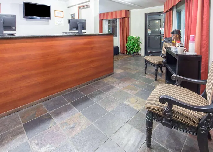 Global Inn Coos Bay