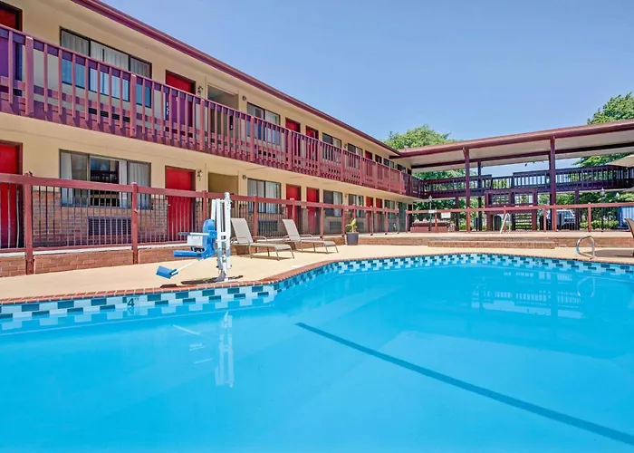 Super 8 By Wyndham Albany Corvallis
