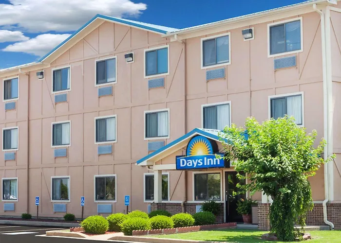 Days Inn By Wyndham Dyersburg