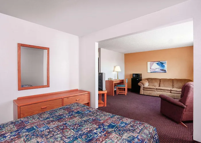 Travelodge By Wyndham Deer Lodge Montana