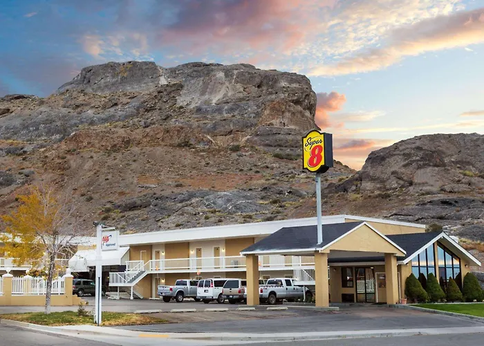 Super 8 By Wyndham Wendover