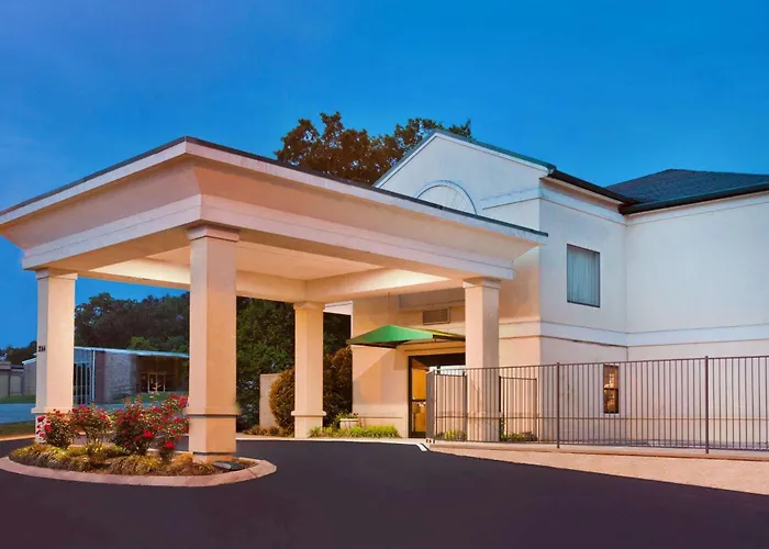 Super 8 By Wyndham Ft. Oglethorpe Ga/Chatt Tn Area Fort Oglethorpe