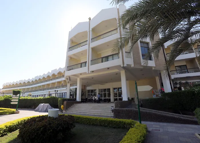 Regina Resort And Aqua Park Gurdaka