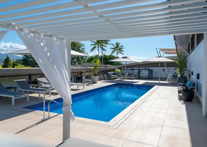 Saltwater Luxury Apartments Port Douglas