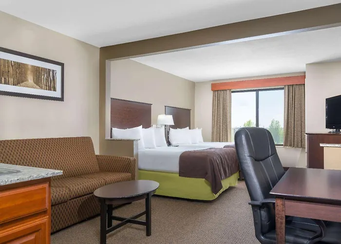 Comfort Inn & Suites Rochester South Mayo Clinic